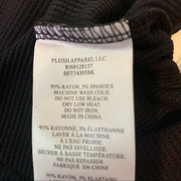 REVOLVE Plush Micro Thermal Pajama Set in Black NWT - Picture 5 of 6